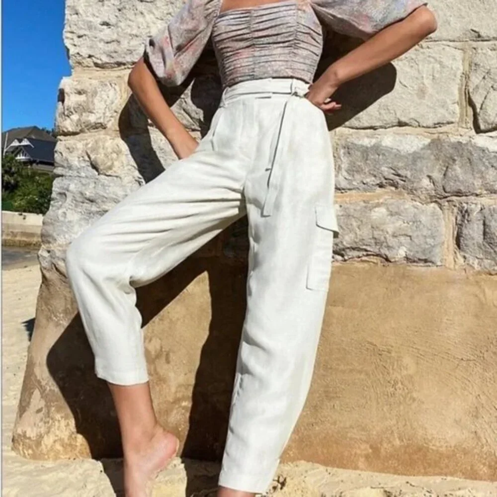 Aritzia Wilfred Kafka Linen High Rise Cargo Coastal Pants in Sand Cream Size 0